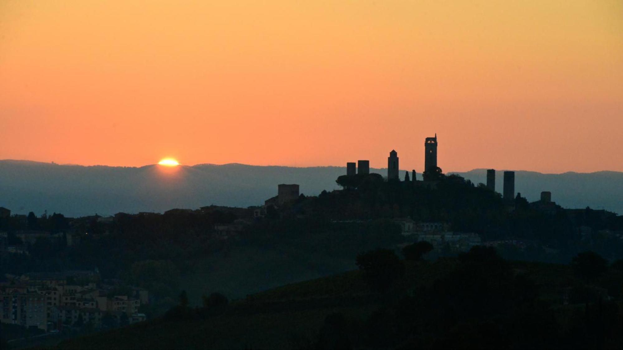 Maison d'hôtes Fattoria Di Fugnano à San Gimignano Extérieur photo