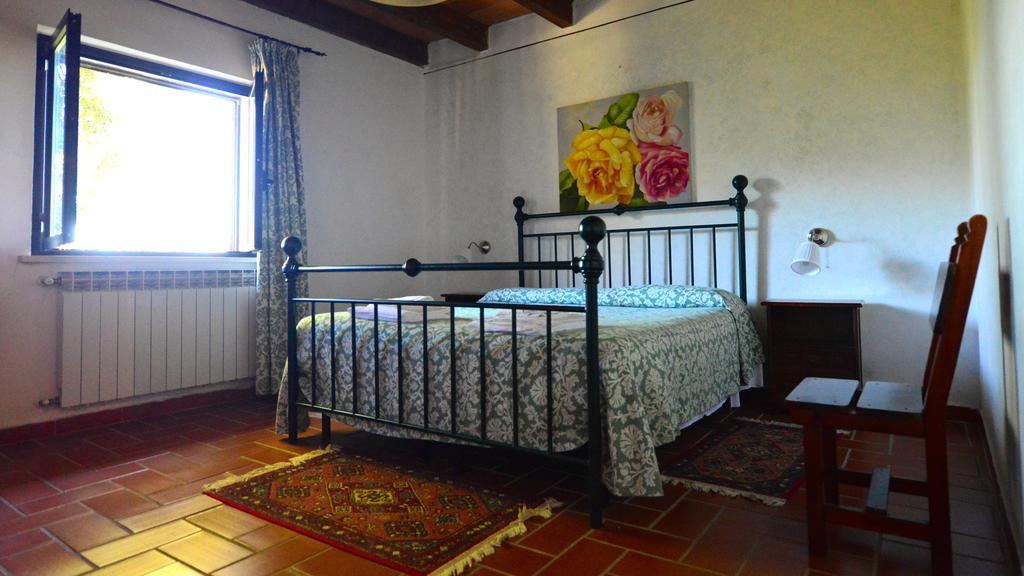 Maison d'hôtes Fattoria Di Fugnano à San Gimignano Extérieur photo